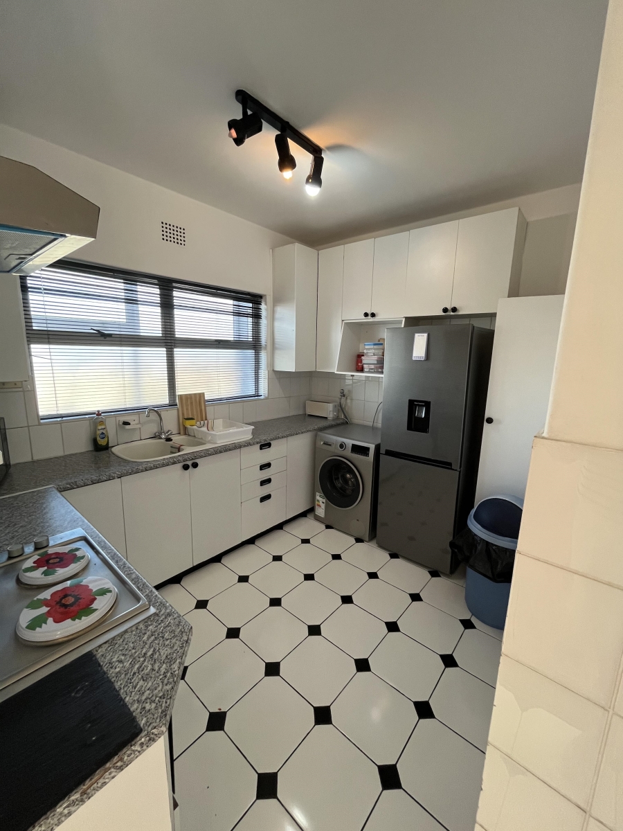 To Let 2 Bedroom Property for Rent in Table View Western Cape